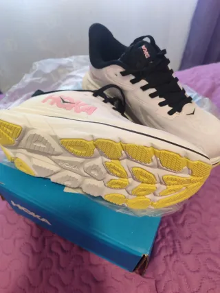 Zapatillas Hoka Mujer Talla 38 Rosa y Blanco