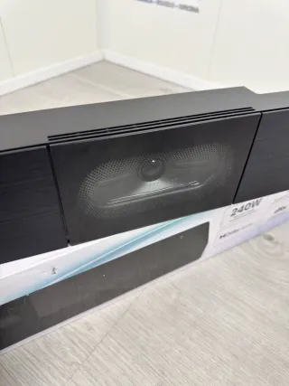 Barra de Sonido Hisense 2.1 240W Negra