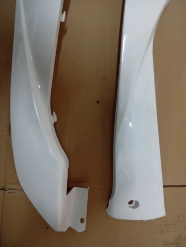 Plásticos bajo suelo Peugeot Tweet 125