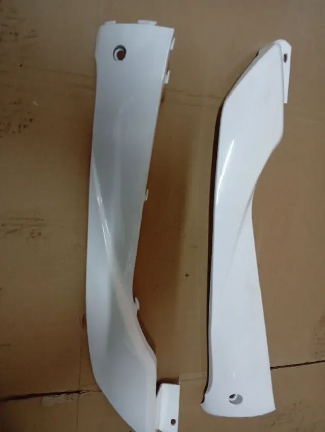 Plásticos bajo suelo Peugeot Tweet 125