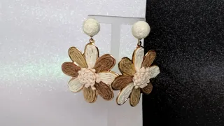 Pendientes flor beige y marrón