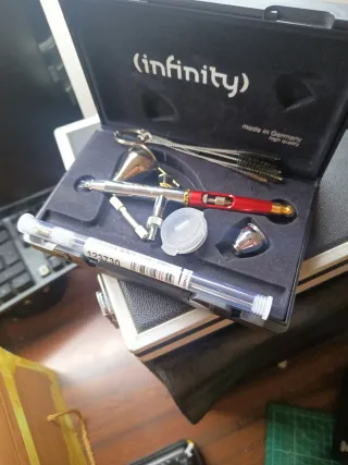 Aerógrafo Harder & Steenbeck Infinity