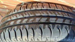 Neumáticos de coche