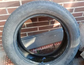 Neumáticos de coche