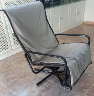 2 Sillones Giratorios. Precio de cada sillon 60€.