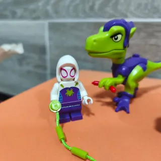 Lego Spidey and His Amazing Friends Figuras