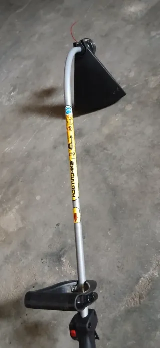 Desbrozadora McCulloch TrimMac 210