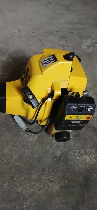 Desbrozadora McCulloch TrimMac 210