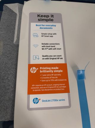 Impresora HP DeskJet 2700e