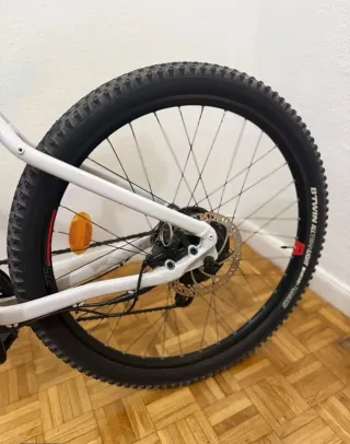 Bicicleta Eléctrica MTB Blanca 27.5 Talla L