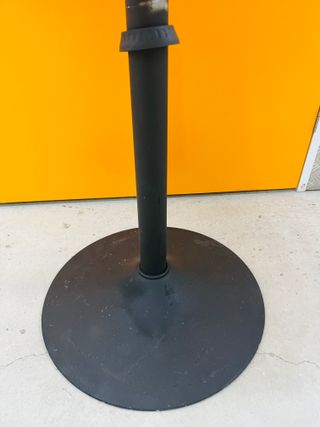 Mesa alta de bar regulable – Blanca y Negra