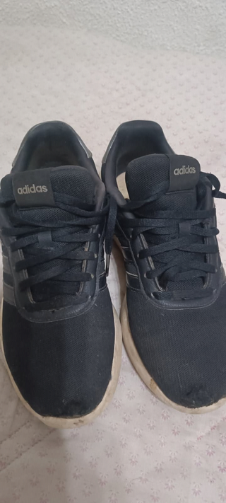 Deportivos Adidas