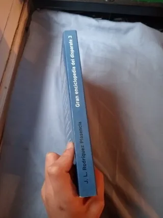 Lote 3 Libros: Un Puñado de Goyas + Cantando bajo