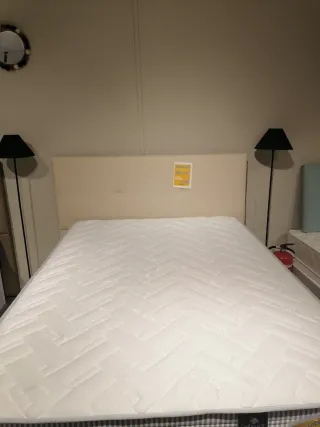 Cabecero de tela beige