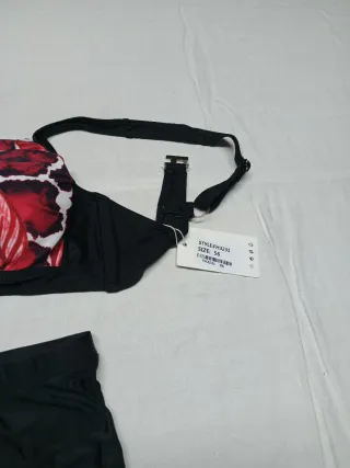 Costume donna bikini e pantaloncino