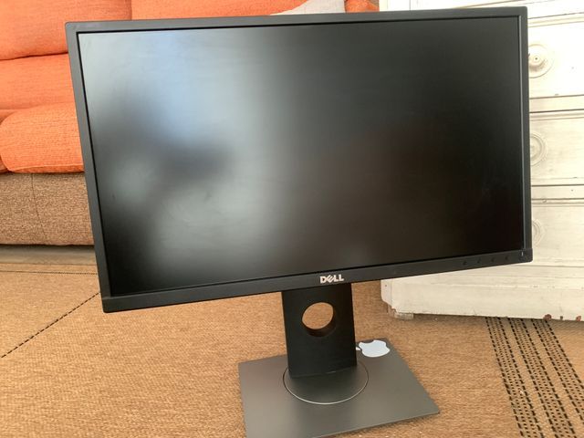 Monitor Dell P2217Hb 22" Usado
