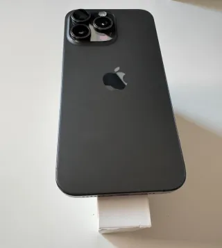 iPhone 15 Pro Max Gris