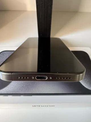 iPhone 15 Pro Max Gris