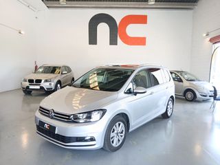 Volkswagen Touran 2021 7 PLAZAS
