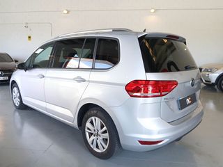 Volkswagen Touran 2021 7 PLAZAS