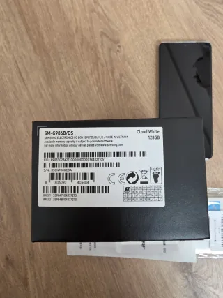 Samsung S20+ 5G Caja y Accesorios