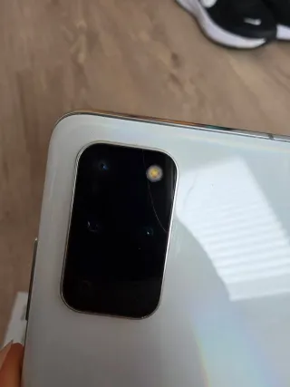 Samsung S20+ 5G Caja y Accesorios