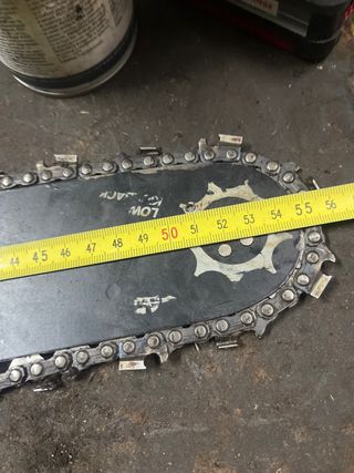 Espada y cadena para motosierra