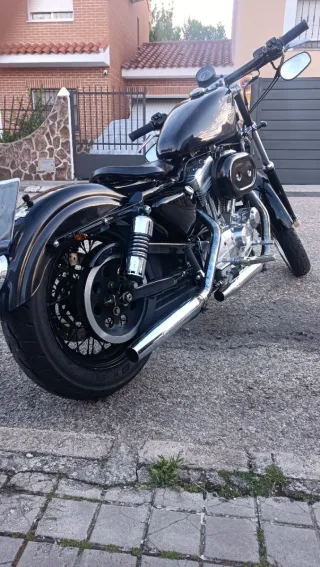 Harley Davidson Sportster 883 Custom