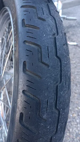 Harley Davidson Sportster 883 Custom