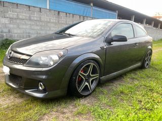 Opel Astra GTC 2.0 Turbo 200 cv