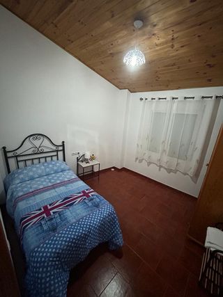 Se alquila piso en Almodóvar del Río