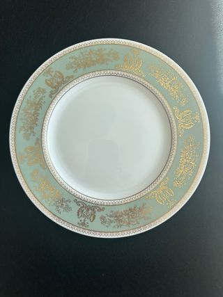 Plato Wedgwood Columbia Sage Green Colección