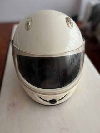Casco de moto blanco integral