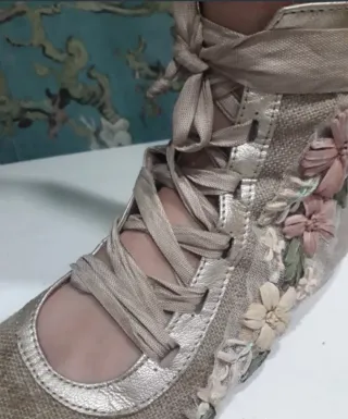 Vestido y zapatos evento niña
