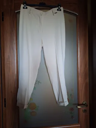 Pantaloni Lizalù beige a caviglia