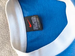 Camiseta vintage Nike original Color azul con logo