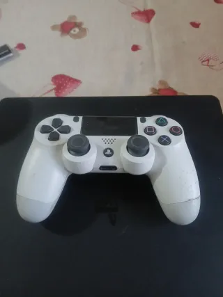 PS4 + Gioco FC25 + Controller Bianco