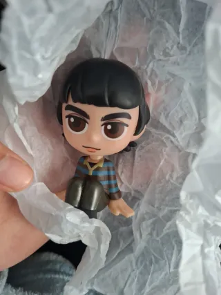Muñeco coleccionable estilo chibi