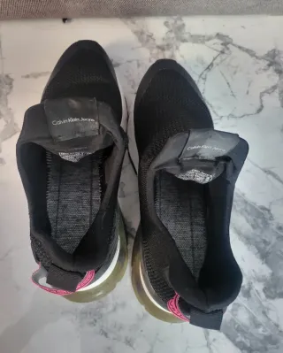 Zapatillas Calvin Klein Negras y Rosas