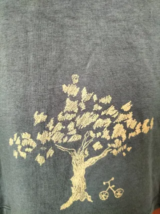 Camiseta Ian Mosh verde y gris