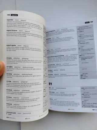 Oxford Dictionary of Business English for Learn...