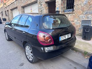 Nissan Almera 2004