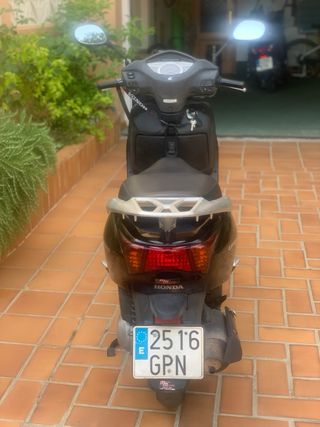 Honda Lead 110cc - ITV hasta 2028