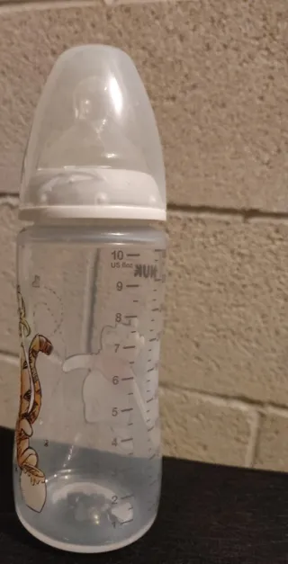 Biberón NUK Disney_Winnie Pooh