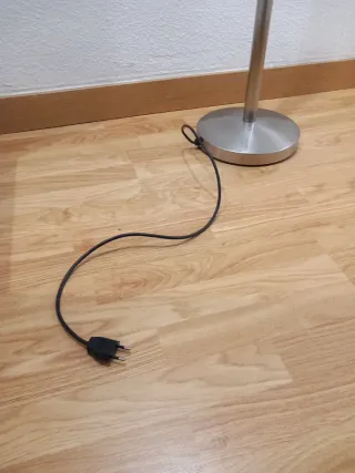 Lámpara de pie acero y cristal LED