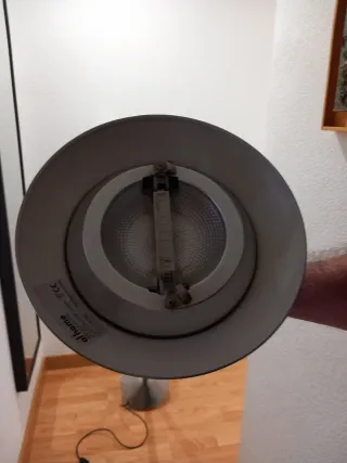 Lámpara de pie acero y cristal LED