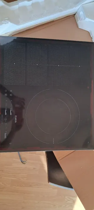 Placa de inducción AEG