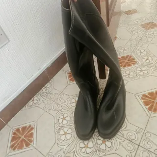 Botas altas de piel mujer negras