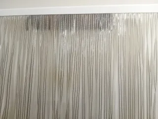 Cortina mosquitera para puerta