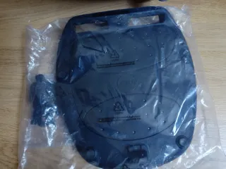 Baúl Moto GIVI Blade 39L Negro